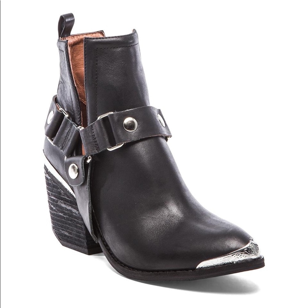 Jeffrey Campbell Orwell cut out bootie size 8.5